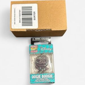 🚨$5 CLEAROUT 🚨 Disney Oogie Boogie Keychain in Green and Purple